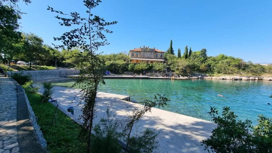 Apartmani Omišalj Exterior foto